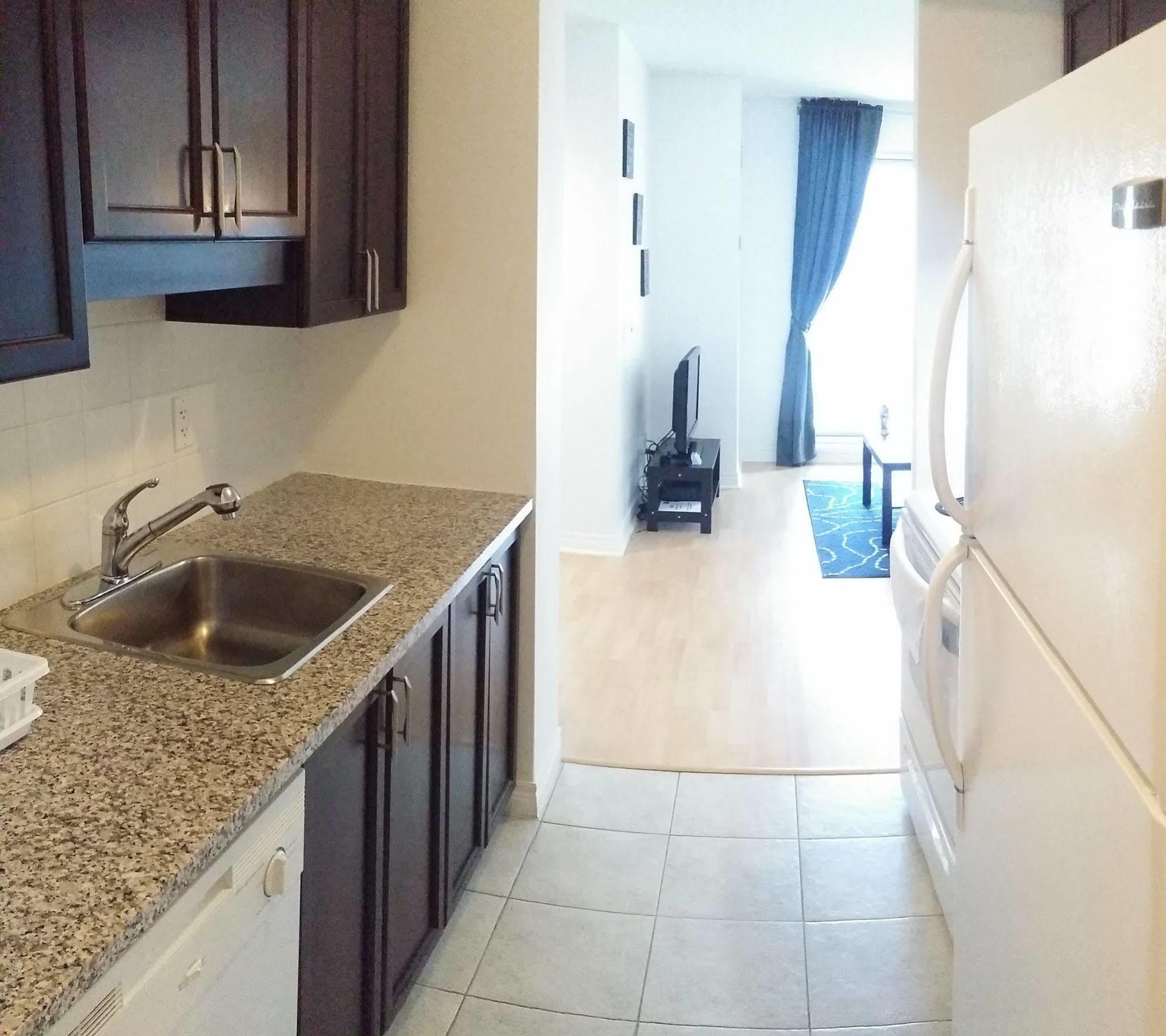 Scarborough Centre Luxury Business Suite Markham Bagian luar foto